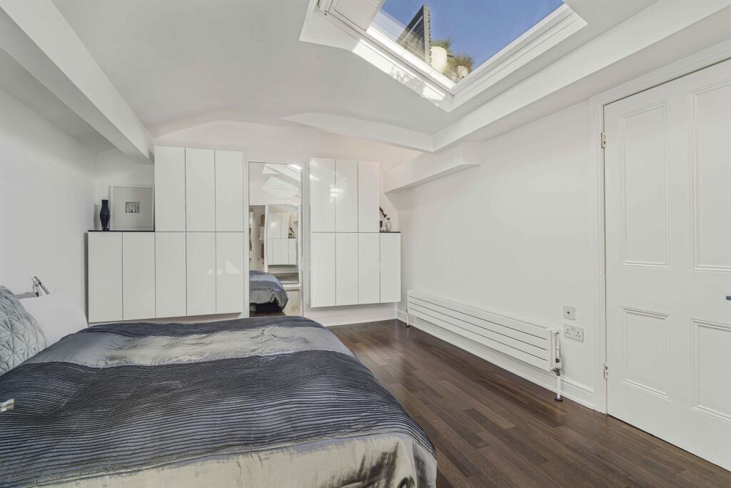 2 bedroom apartment for sale in Langham Mount, East Downs Road, Bowdon, WA14